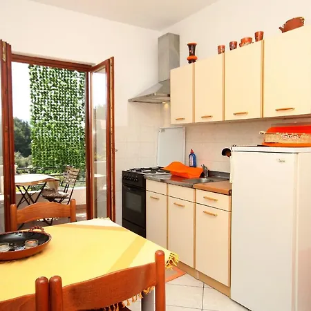 With Swimming Pool Stari Grad, Hvar - 4015 アパート *