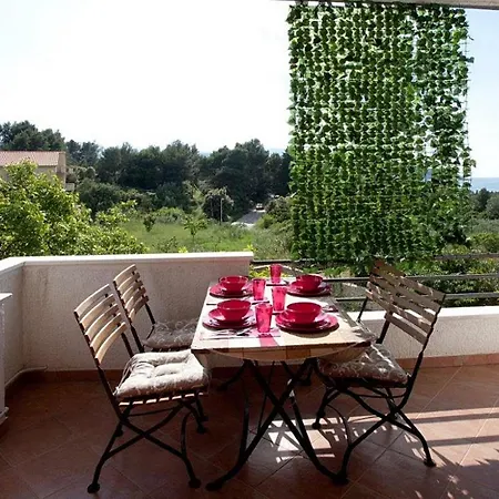 With Swimming Pool Stari Grad, Hvar - 4015 *