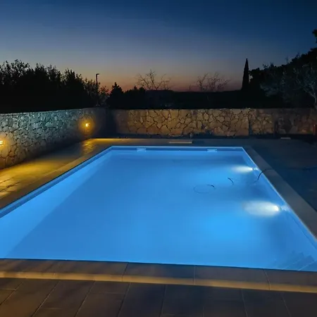 With Swimming Pool Stari Grad, Hvar - 4015 * スタリー・グラード