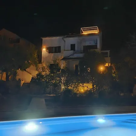 With A Swimming Pool Stari Grad, Hvar - 4015 Apartment Stari Grad (Hvar)