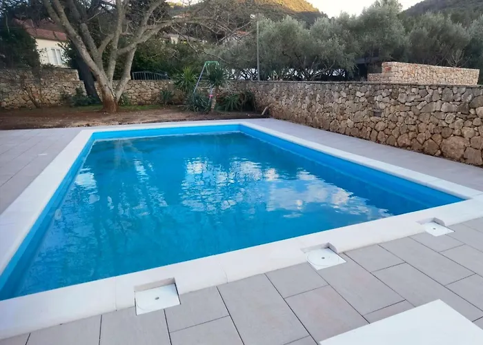 With Swimming Pool Stari Grad, Hvar - 4015 شقة