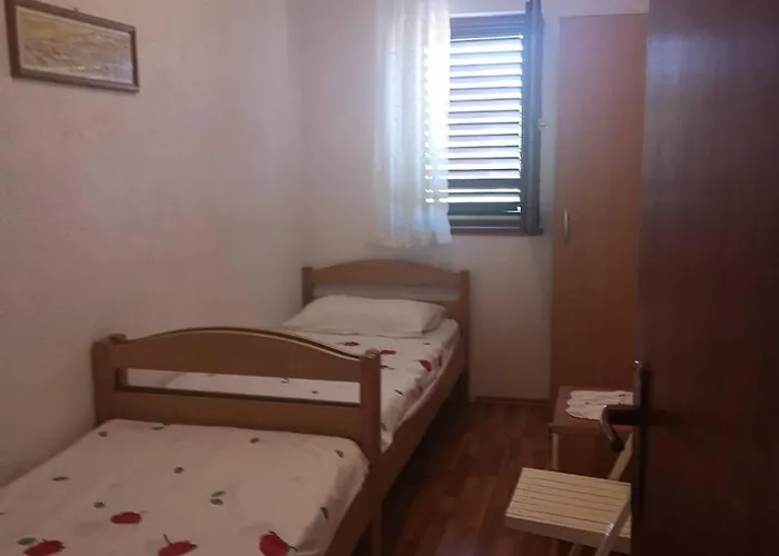 شقة With Swimming Pool Stari Grad, Hvar - 4015