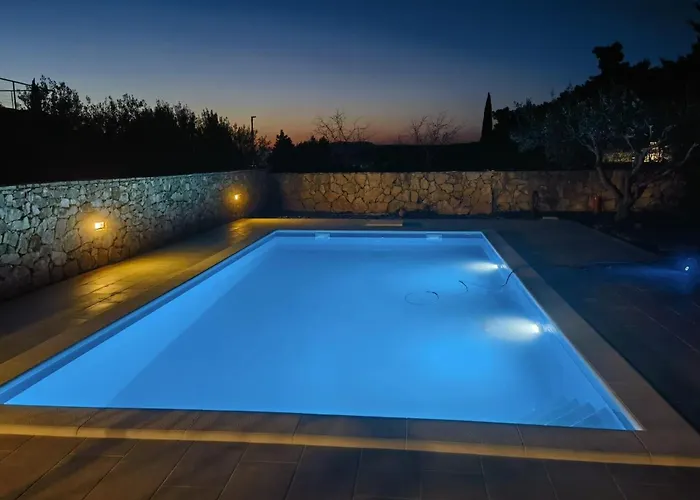With Swimming Pool Stari Grad, Hvar - 4015 * ستاري غراد